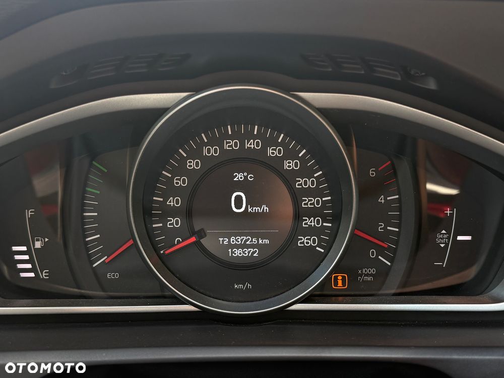 Volvo V40 Cross Country D3 Drive-E SCR Momentum - 30