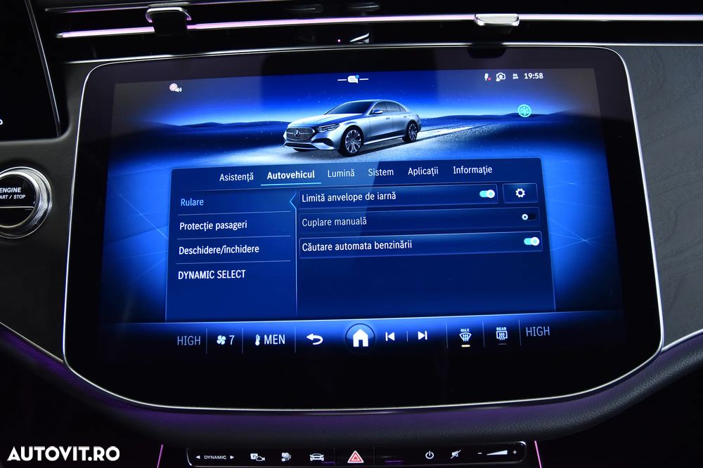 Mercedes-Benz E - 21