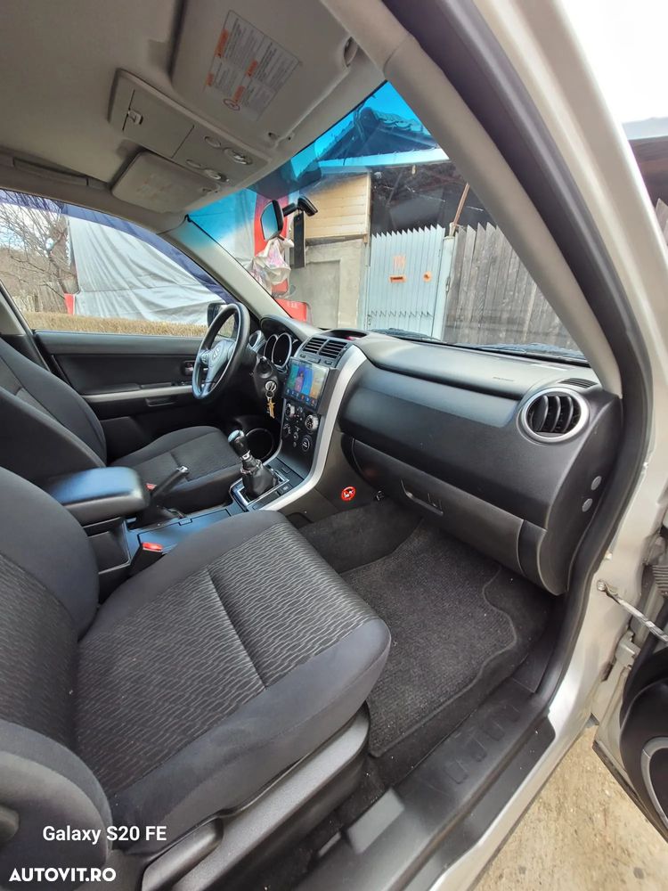Suzuki Grand Vitara 1.9 DDIS Navi - 18