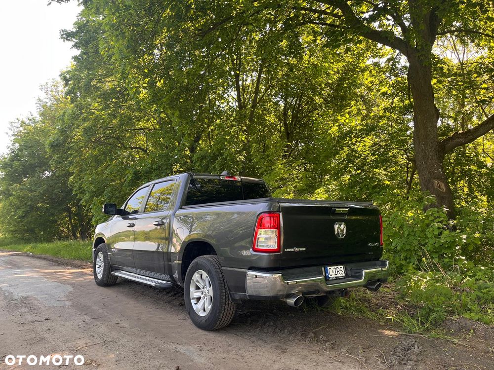 RAM 1500 5.7 Crew Cab Bighorn - 4