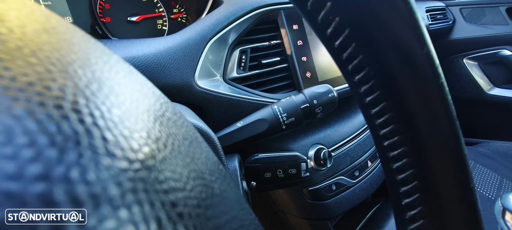 Peugeot 308 1.6 e-HDi Allure J18 - 10