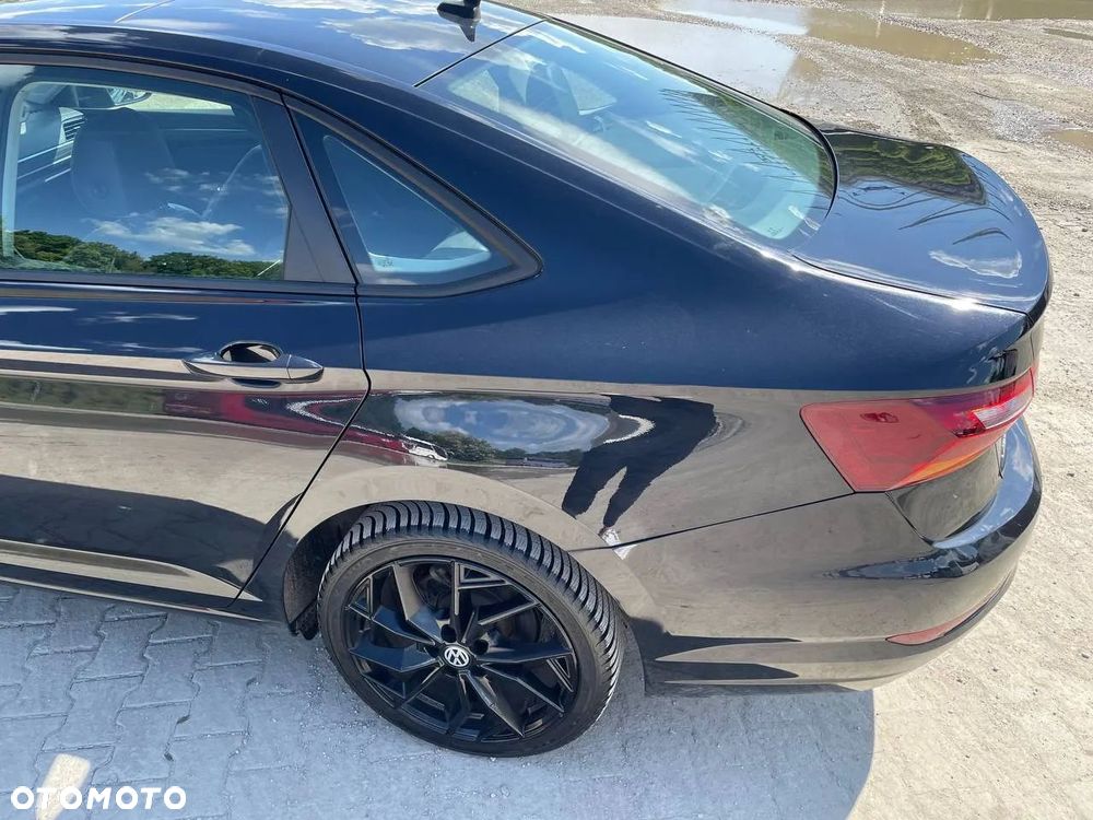 Volkswagen Jetta - 19