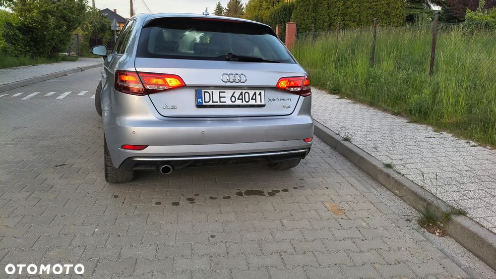 Audi A3 Sportback 1.6 TDI S tronic sport - 4