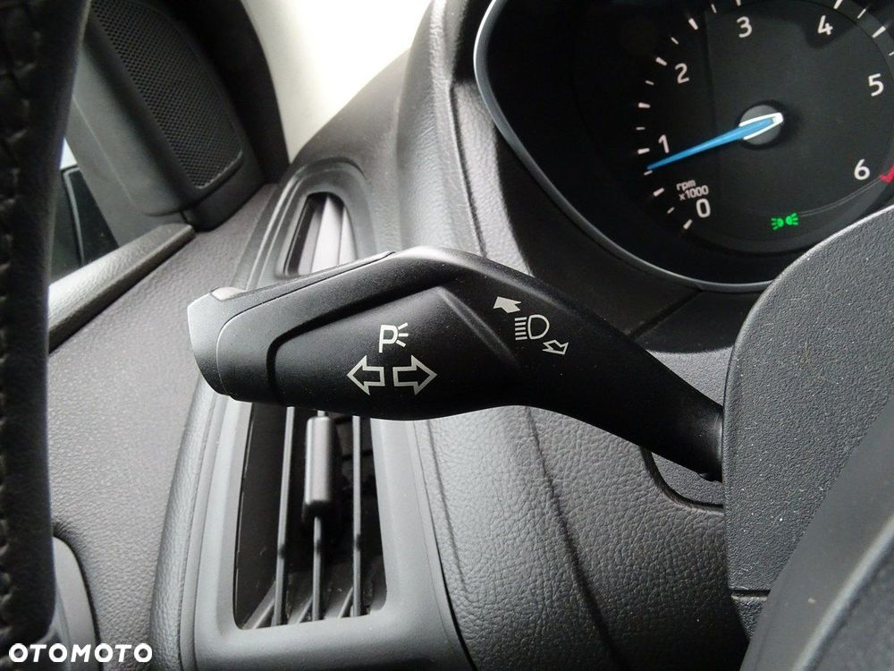 Ford Focus - 21