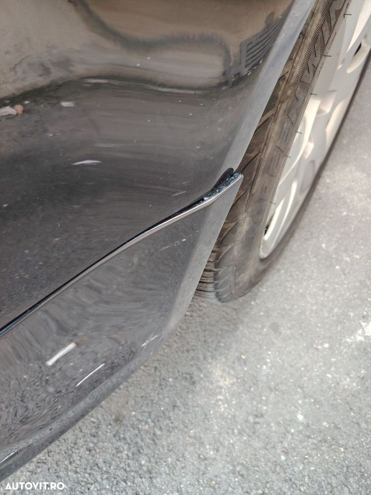 Audi A6 2.0 TDI DPF Avant - 23