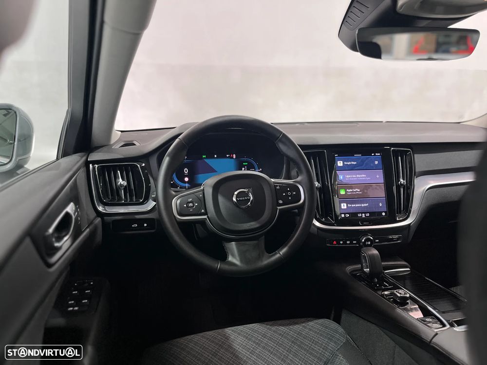 Volvo V60 2.0 T6 AWD TE Core - 21