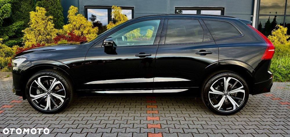 Volvo XC 60 B4 B Plus Dark - 12
