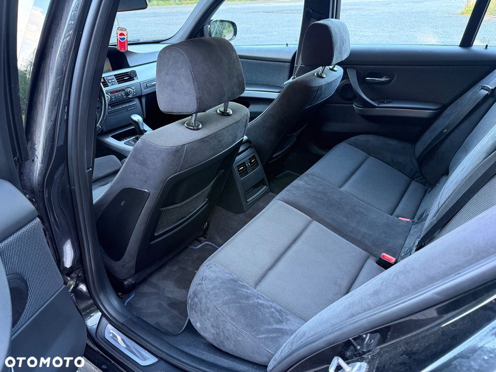 BMW Seria 3 - 18
