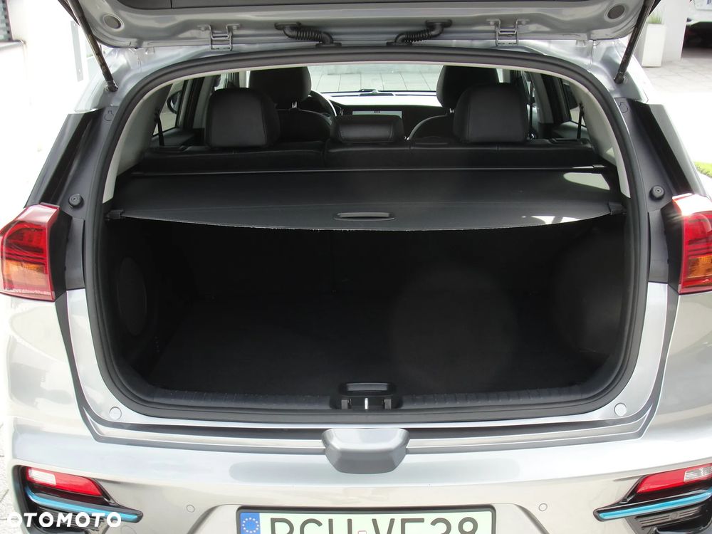 Kia Niro 64kWh XL - 24
