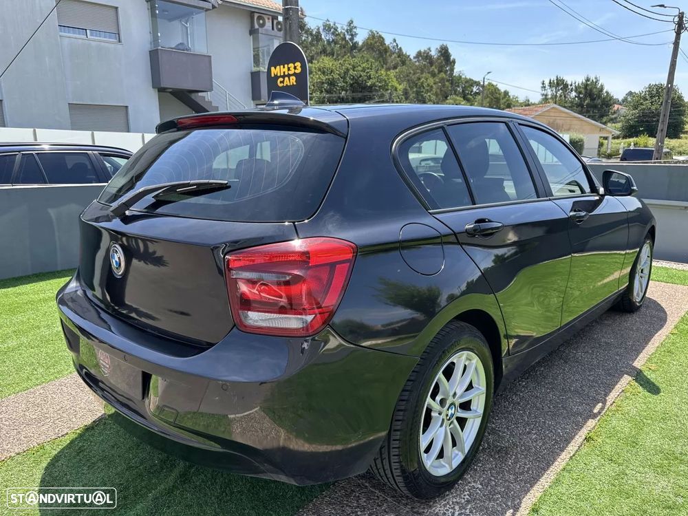 BMW 116 d Aut. Sport Line - 7