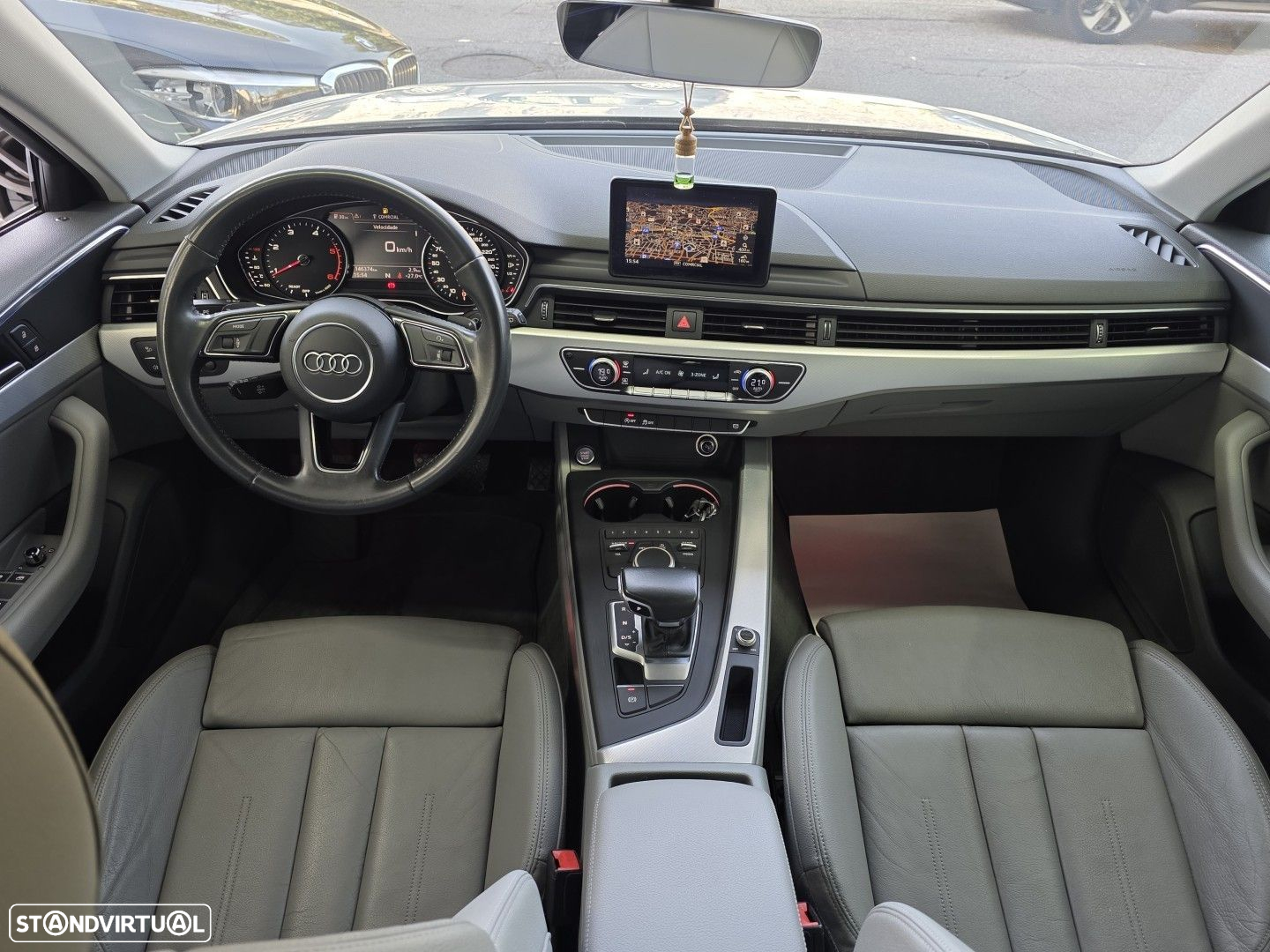 Audi A4 Avant - 16