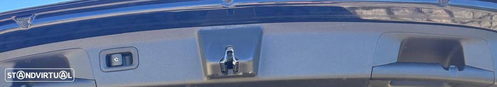 Mercedes-Benz A 250 e 8G-DCT AMG Line - 25