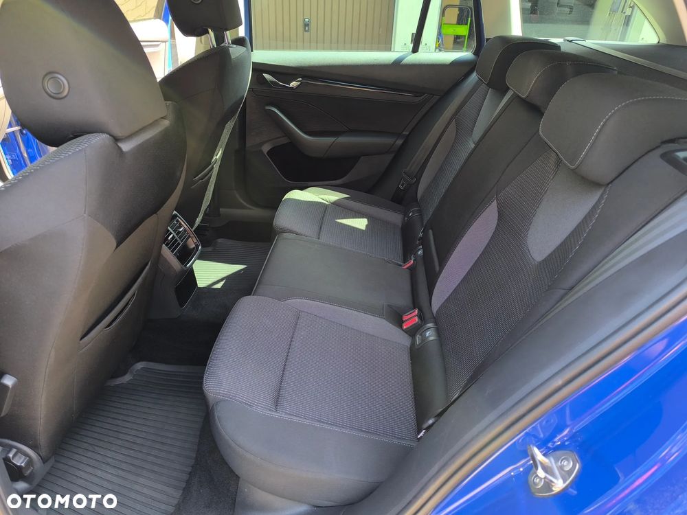 Skoda Octavia 2.0 TDI Ambition - 8
