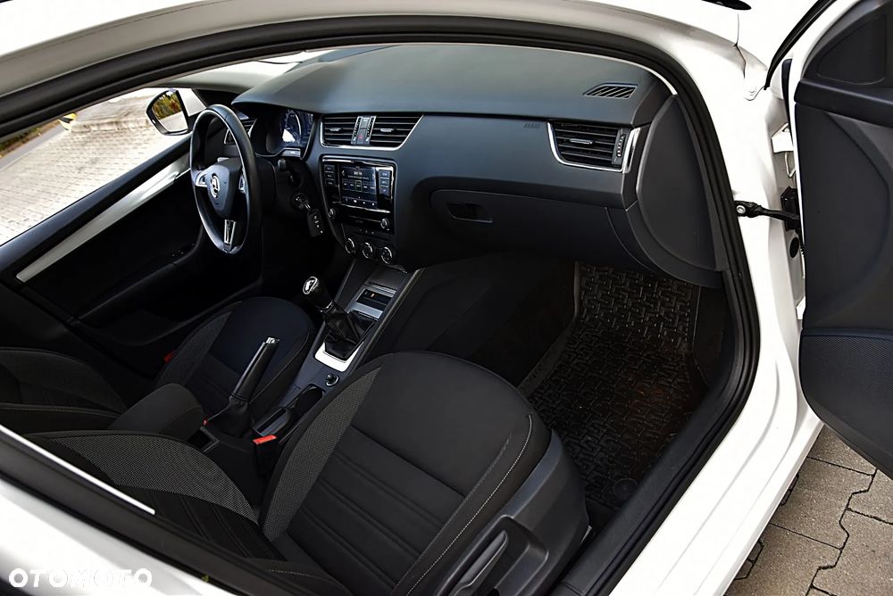 Skoda Octavia 1.6 TDI Ambition - 16