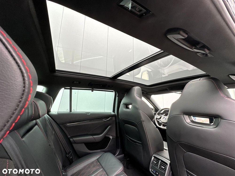 Skoda Octavia 2.0 TDI 4x4 RS DSG - 30