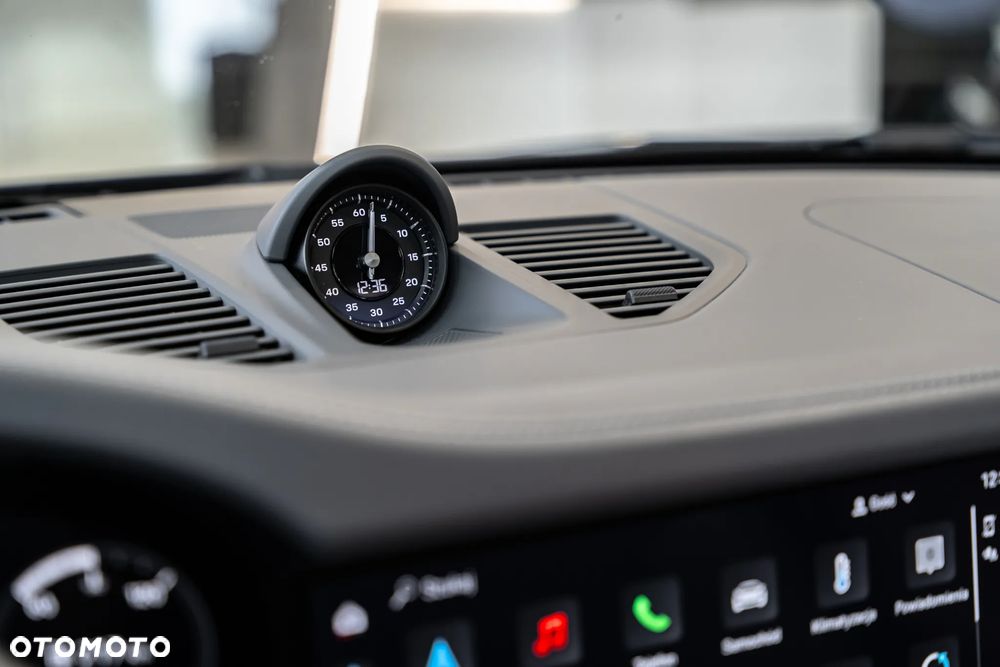 Porsche 911 Targa 4 - 31