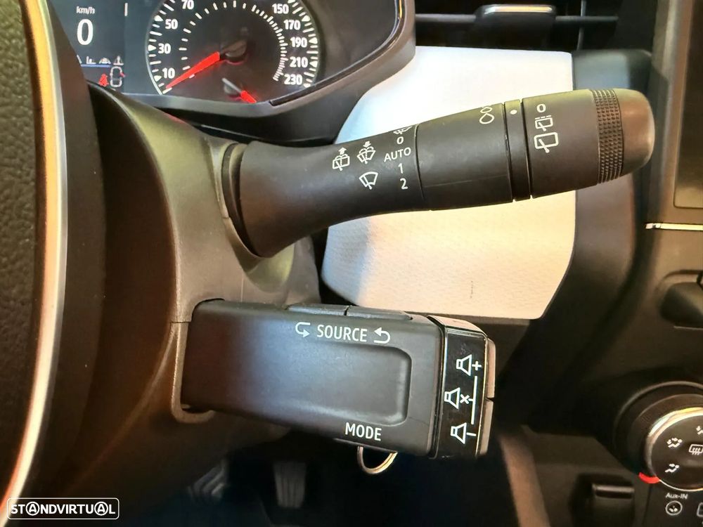 Renault Clio 1.5 Blue dCi Limited - 13