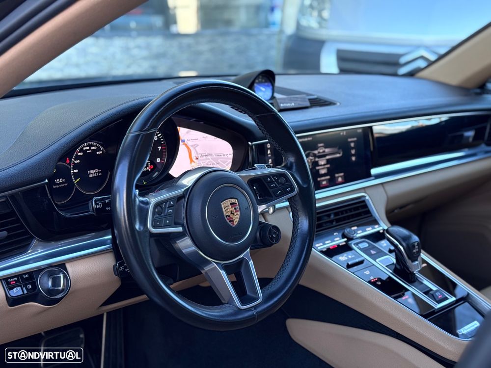Porsche Panamera Sport Turismo - 8