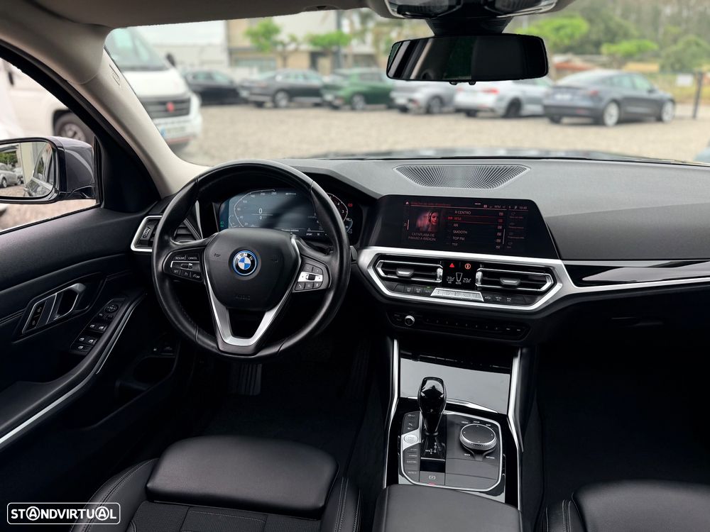 BMW 330 e Line Sport Auto - 7
