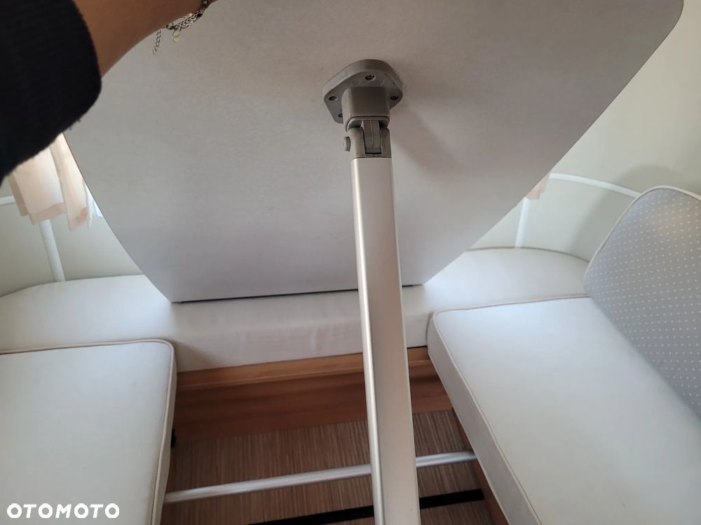 Weinsberg CARATWO 390, DMC 1200, 2022r. przedsionek - 20