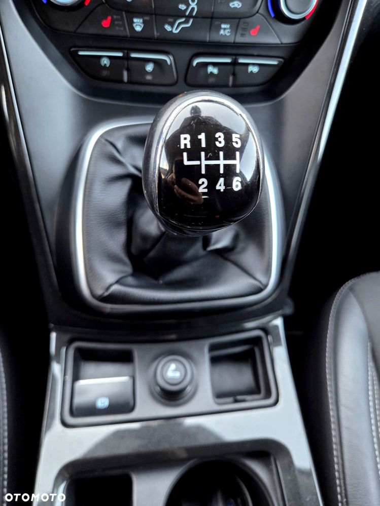 Ford Kuga 1.5 EcoBoost 2x4 SYNC - 27