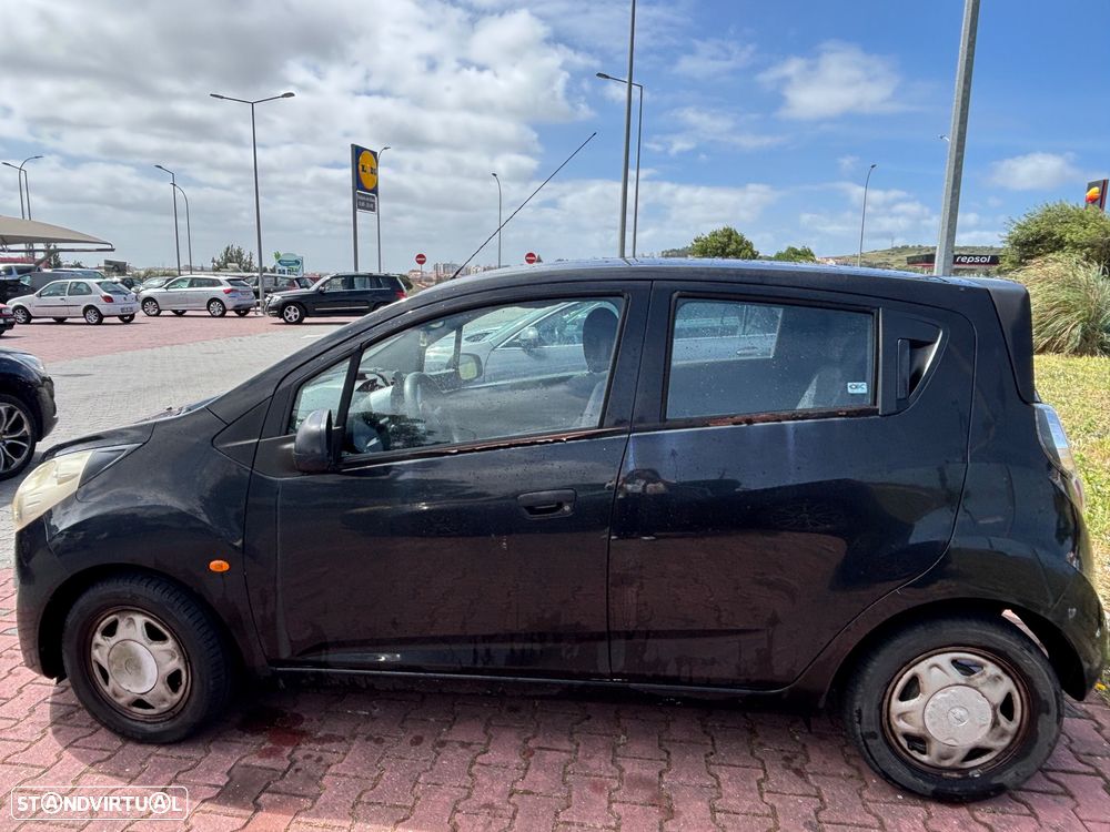 Chevrolet Spark 1.0 L - 6