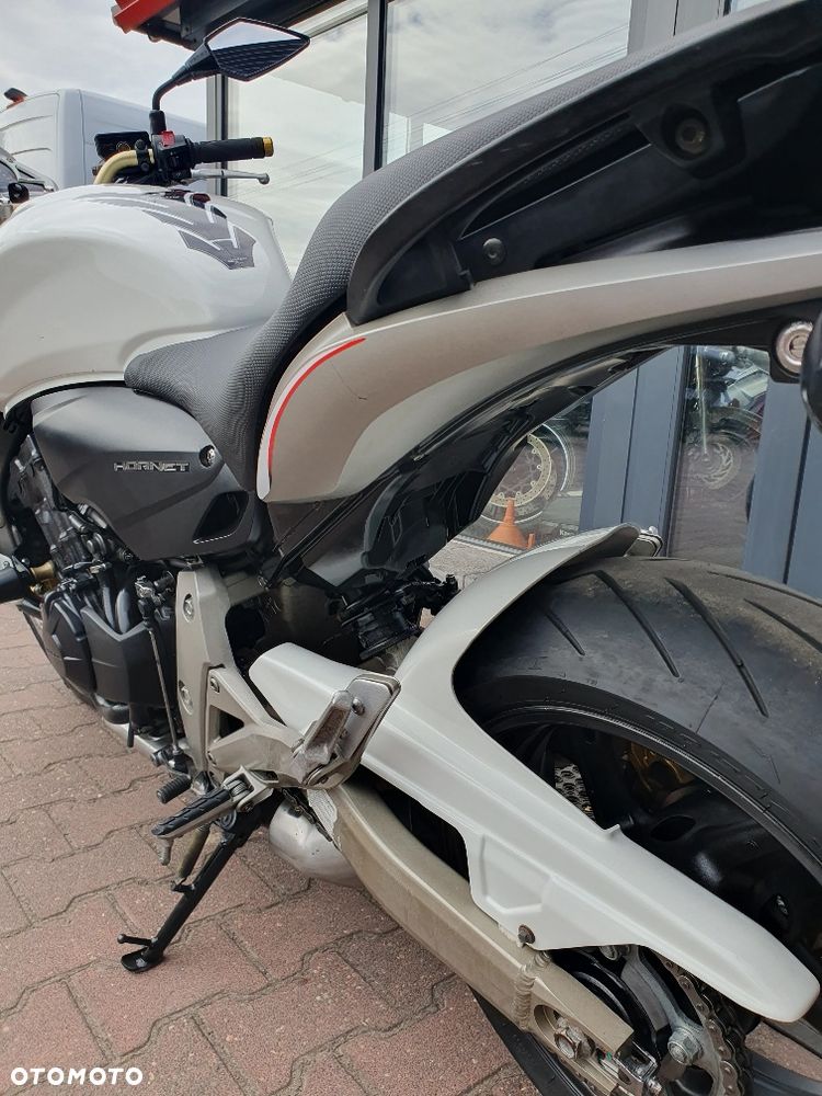 Honda Hornet - 9