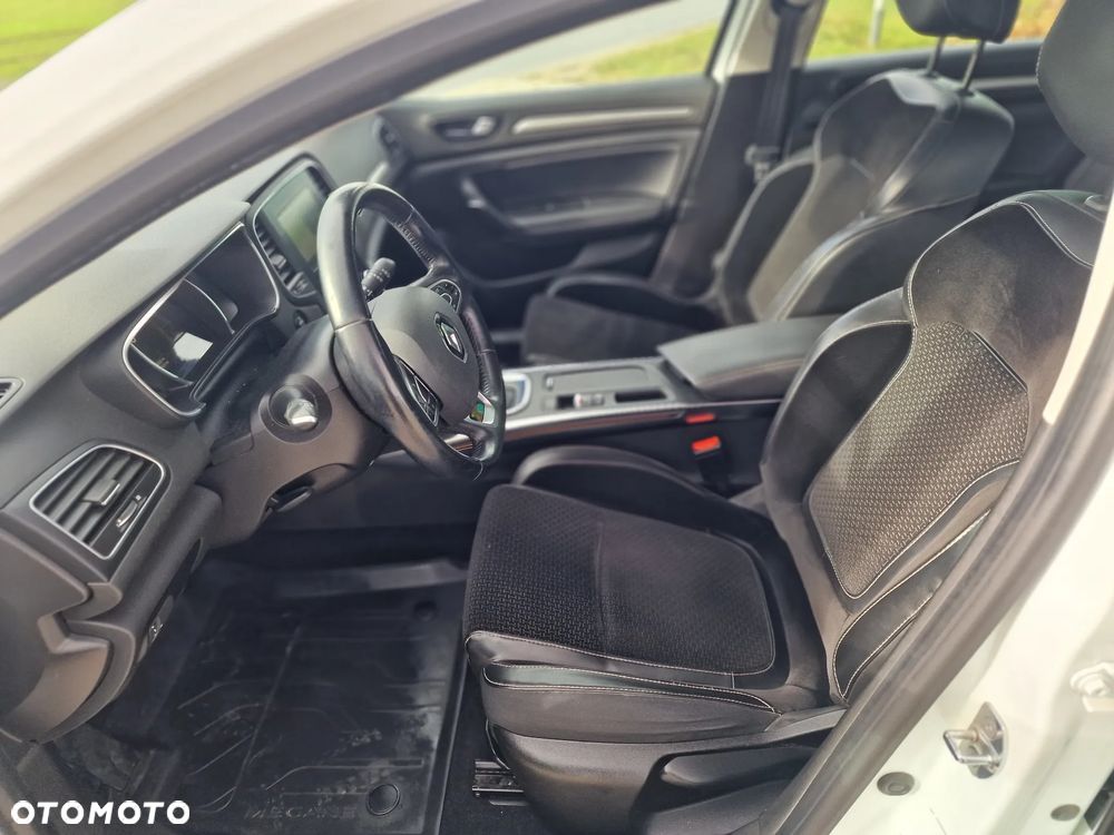 Renault Megane 1.5 dCi Bose EDC - 19
