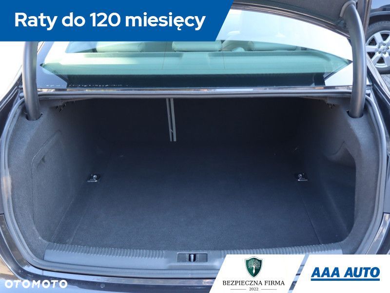 Audi A4 Limousine - 16