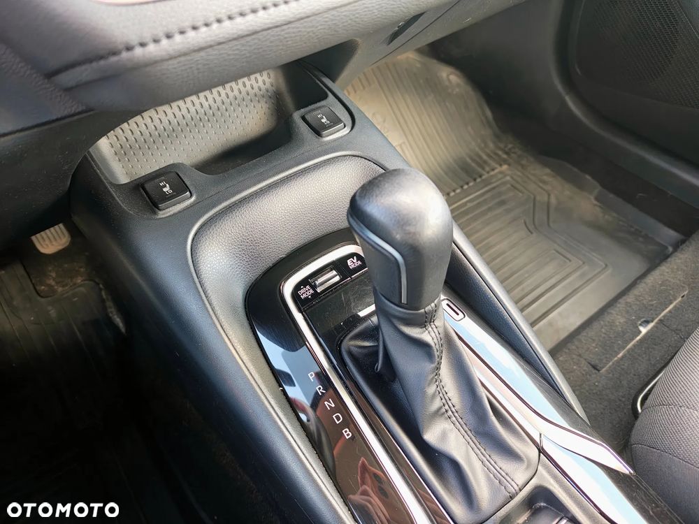 Toyota Corolla 1.8 Hybrid Comfort - 30