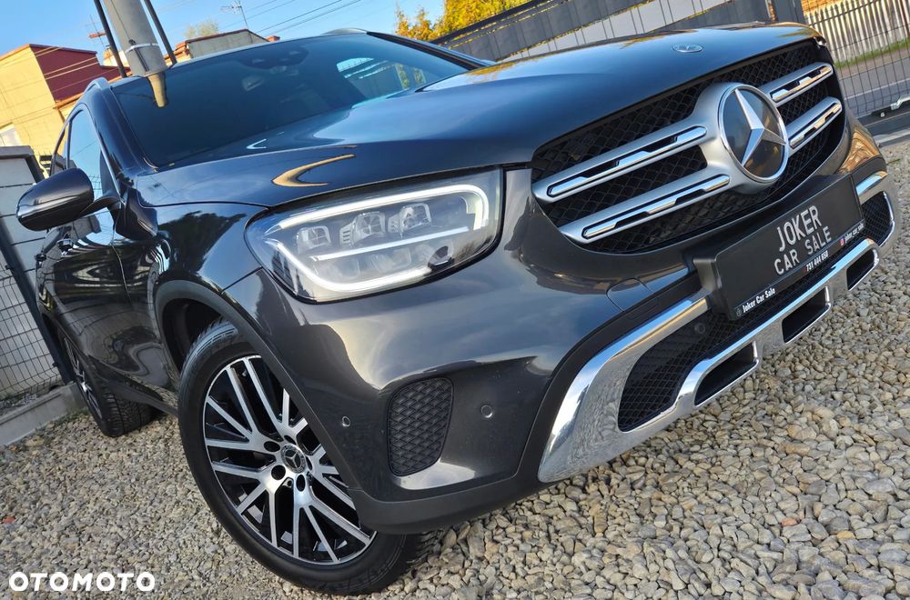 Mercedes-Benz GLC 200 d Business Edition - 37
