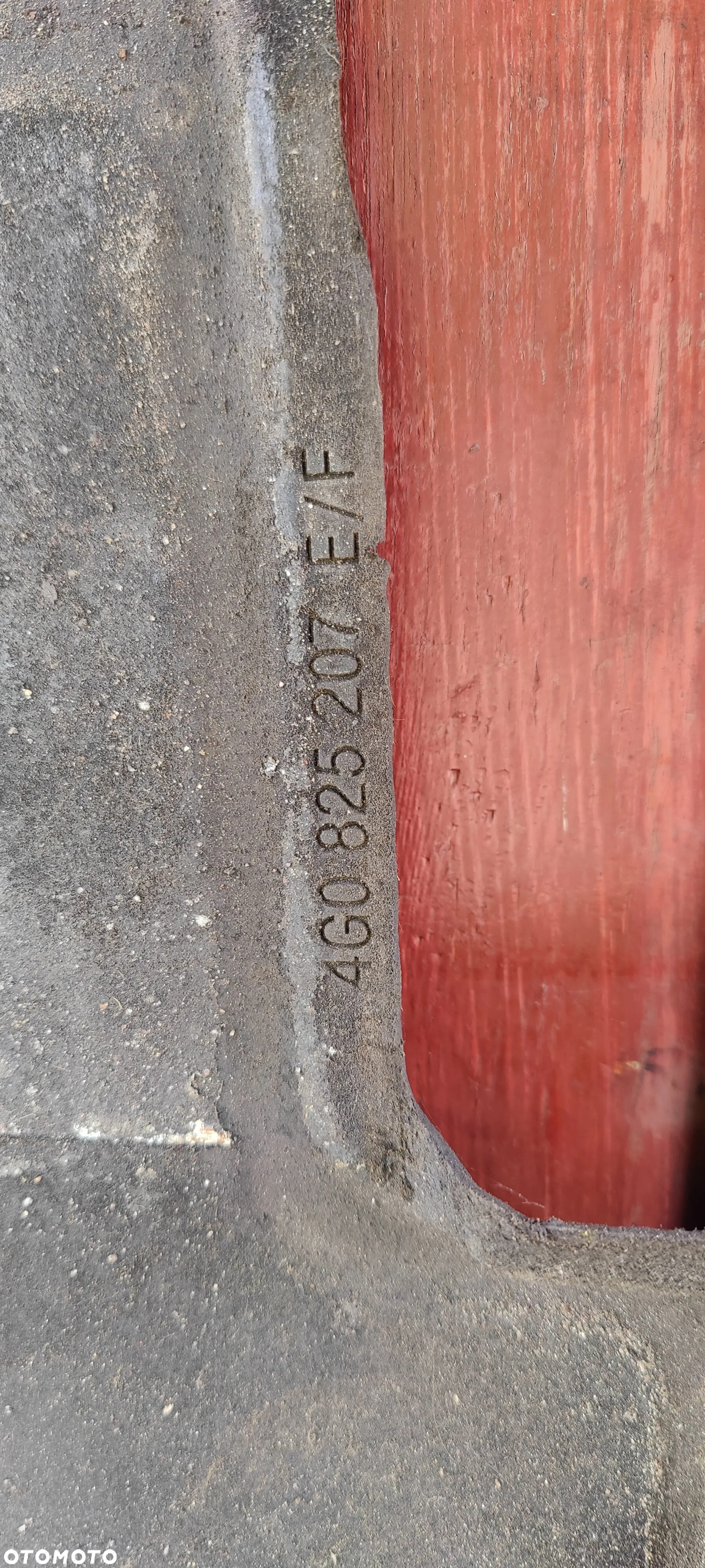 OSŁONY PODŁOGI PODWOZIA AUDI PRAWA A6 C7 4G0825208E - 2