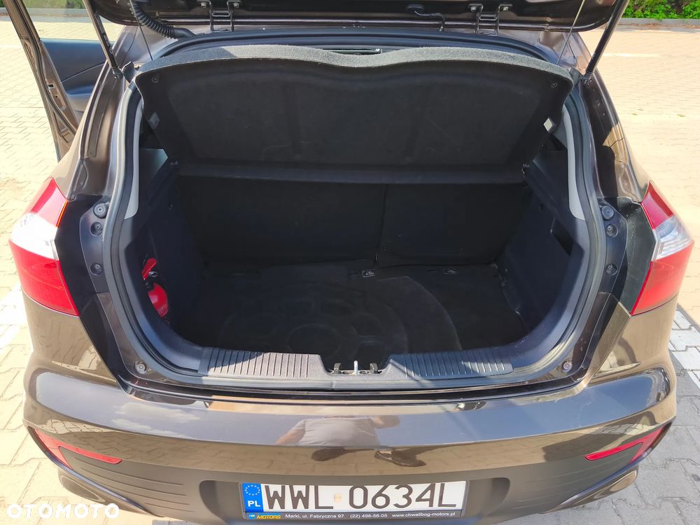Kia Rio 1.2 M - 14