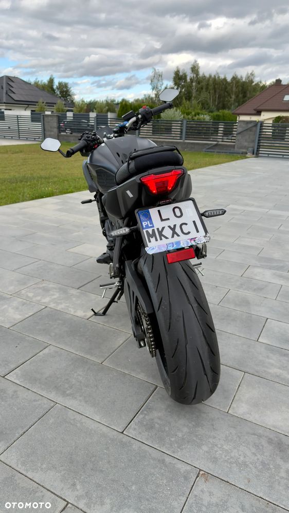Yamaha MT - 9