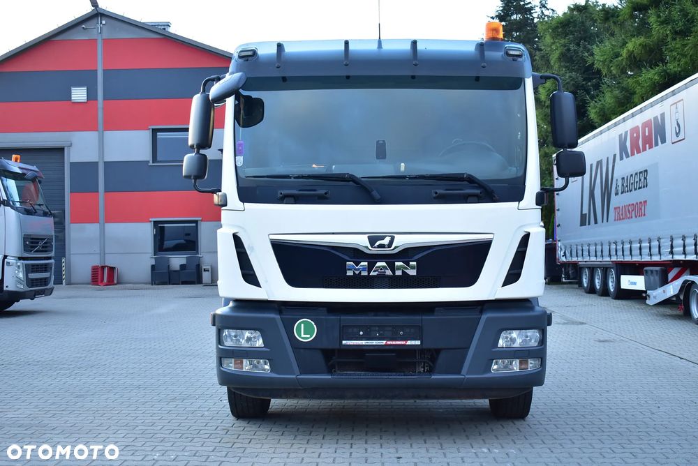 MAN TGM 15.250 4x2 BL Rama do zabudowy/ Manual/ Blokada/ Przystawka PTO/ Klima/ Wywrotka/ Kipper/ Kiper/ Beczka/ Hakowiec/ Euro 6 / Sprowadzony - 2