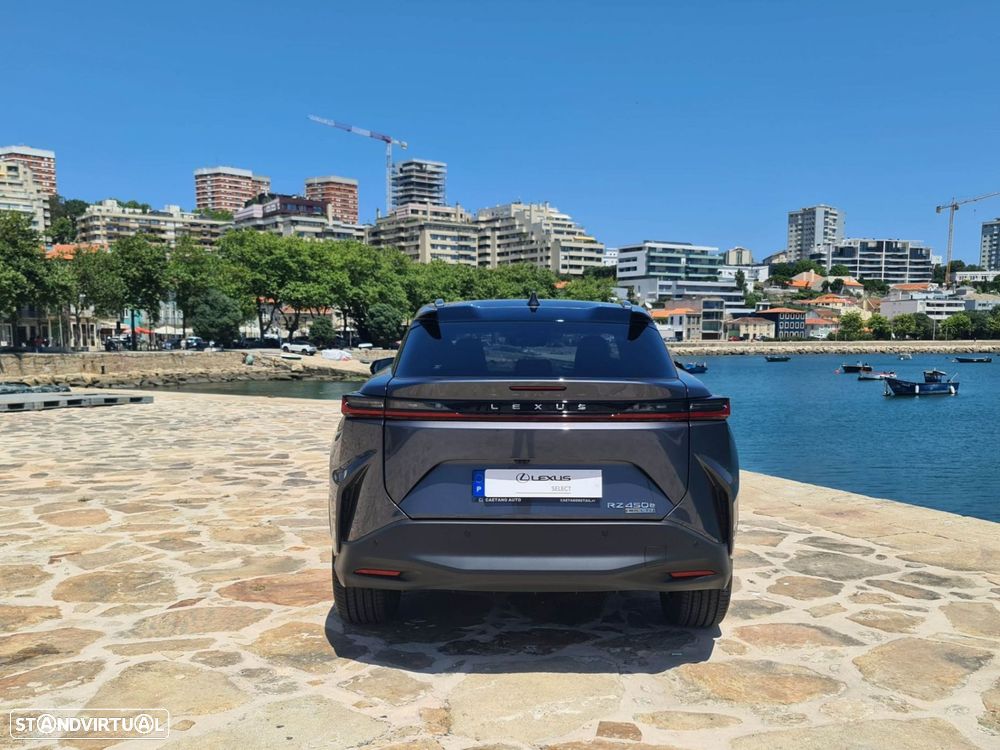 Lexus RZ 450e Executive Plus - 5