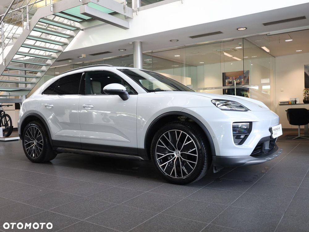 Porsche Macan - 2