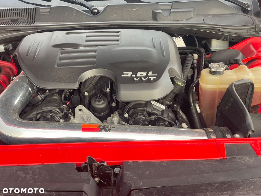 Dodge Challenger - 14