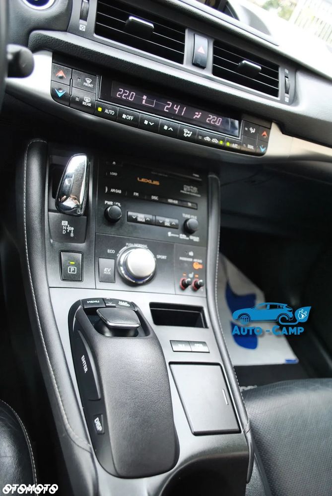 Lexus CT 200h Luxury Line - 26