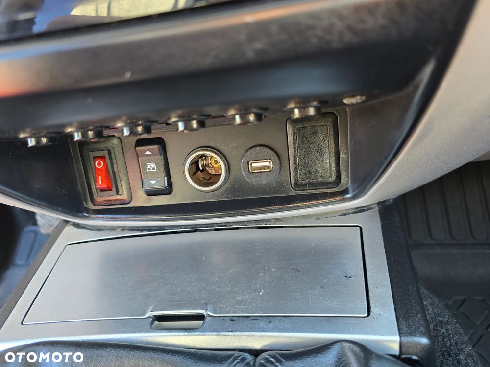 Mitsubishi L200 2.5 DID DC Storm HP - 15