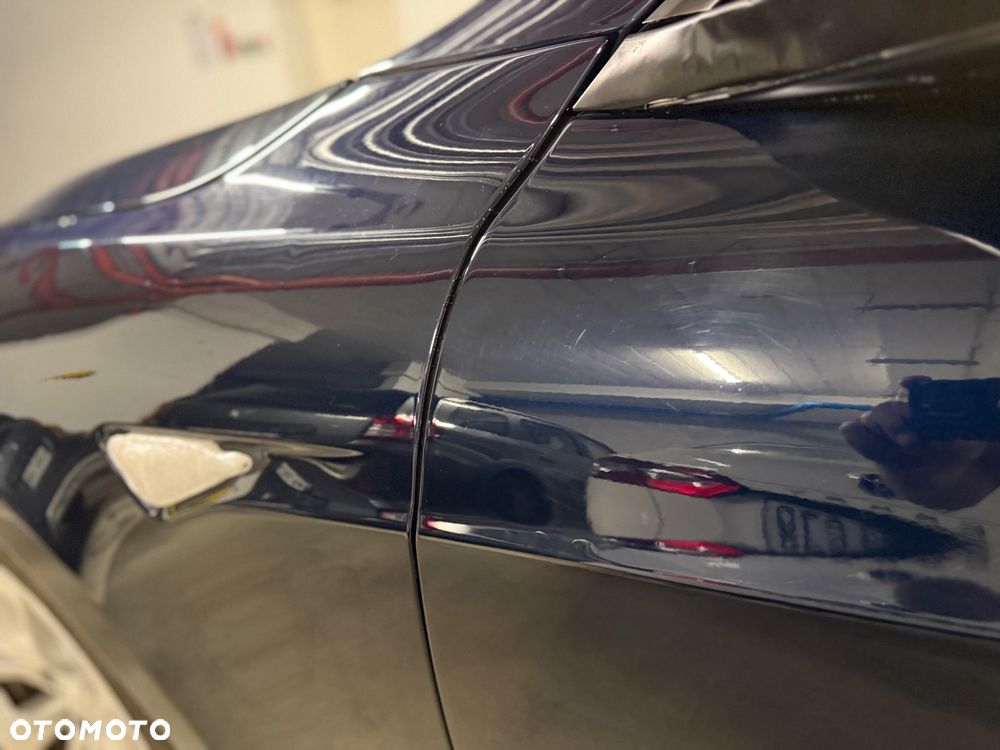 Tesla Model S Performance - 18