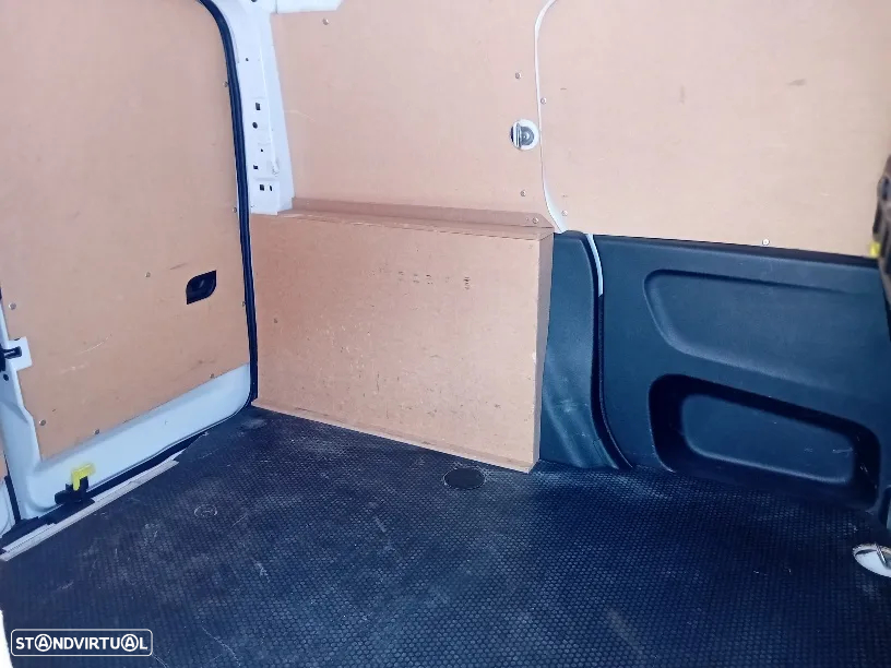 Toyota Proace City L1 IVA Dedutivel - 6