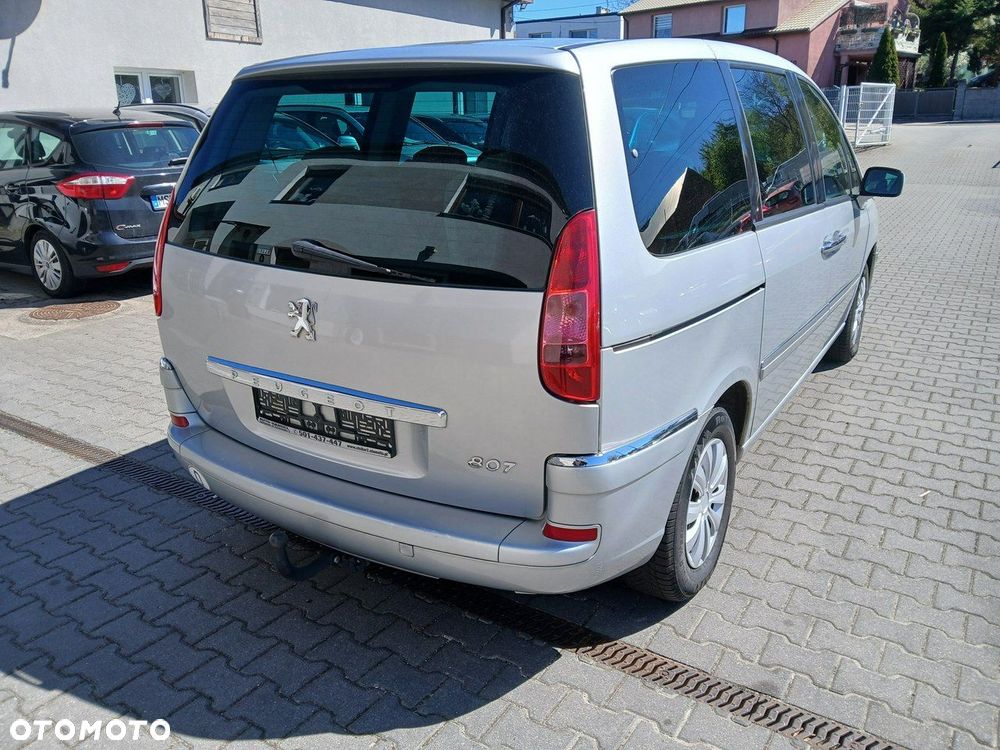 Peugeot 807 140 Family - 5