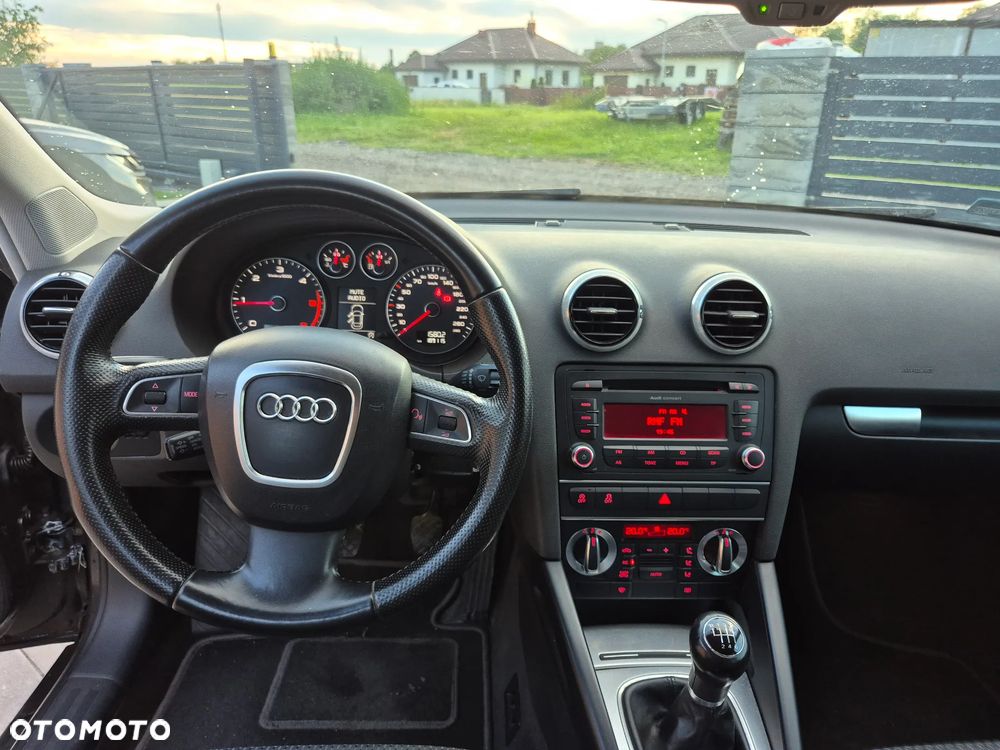 Audi A3 Sportback 2.0 TDI DPF Attraction - 13