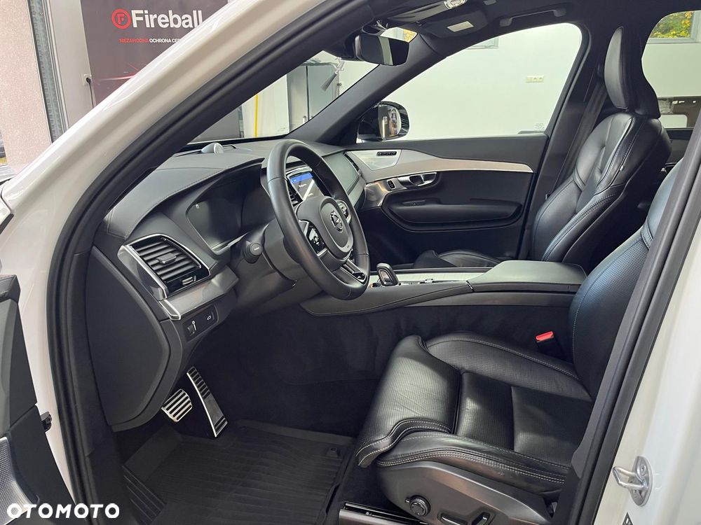 Volvo XC 90 B5 D AWD R-Design 7os - 11
