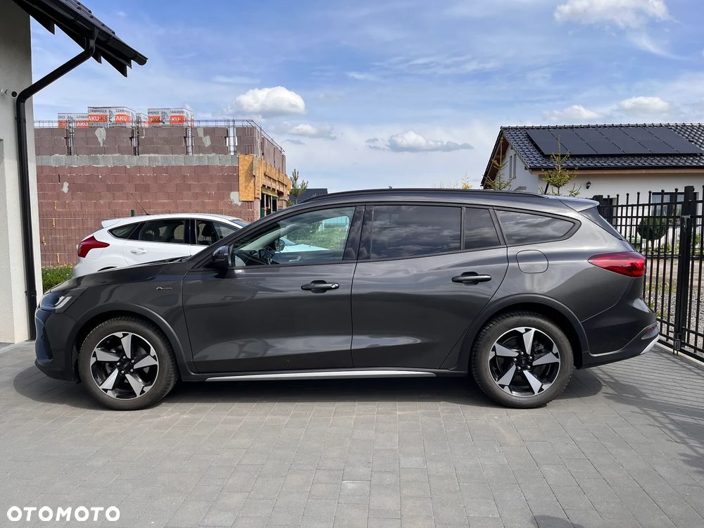 Ford Focus 1.0 EcoBoost mHEV Active X - 4