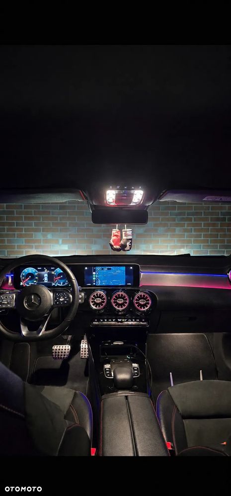 Mercedes-Benz CLA 220 AMG Line 7G-DCT - 13