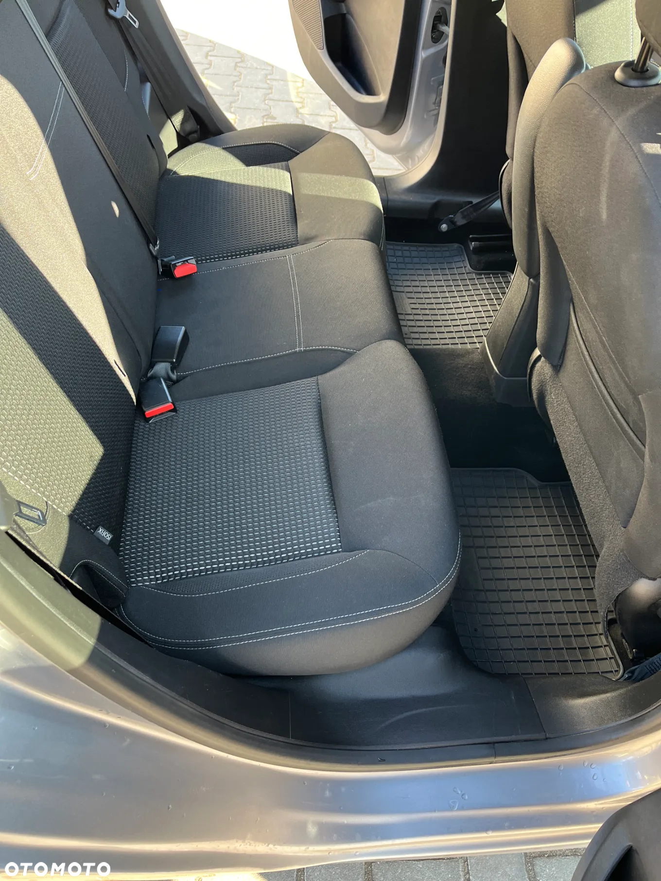 Peugeot 208 PureTech 82 Start & Stop Allure - 8