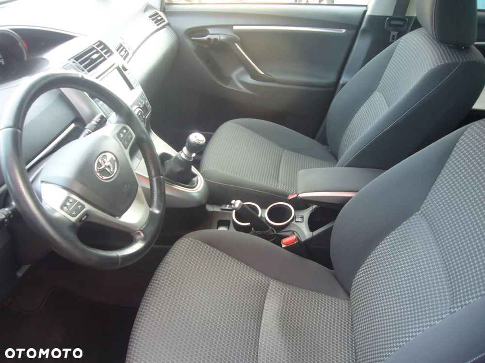 Toyota Verso 1.6 D-4D 5-Sitzer Start/Stop Life - 11