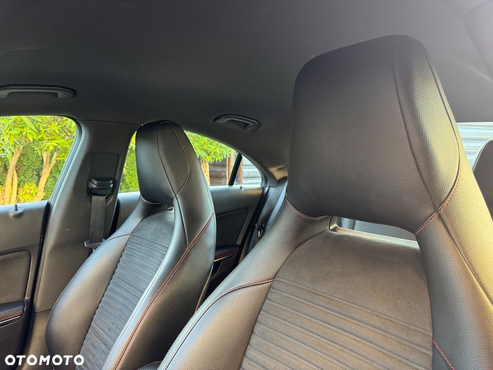 Mercedes-Benz CLA 180 - 17